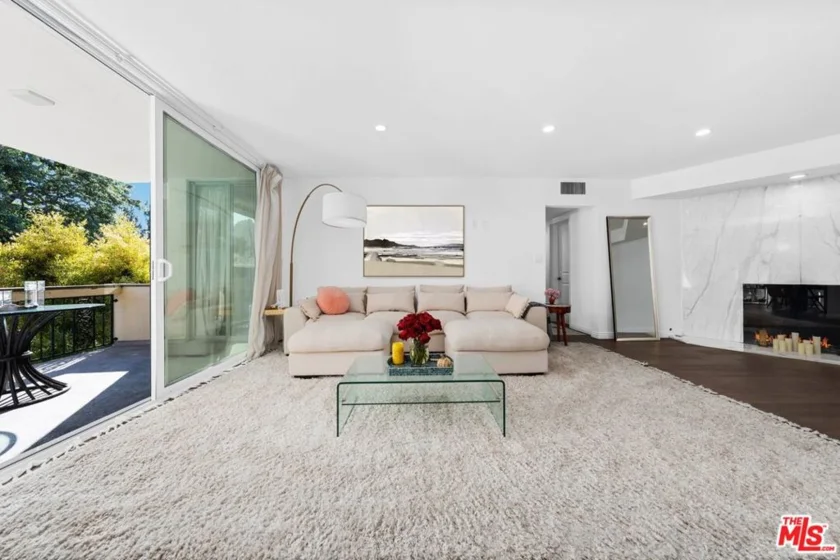 11970 Montana Avenue #207 photo 6