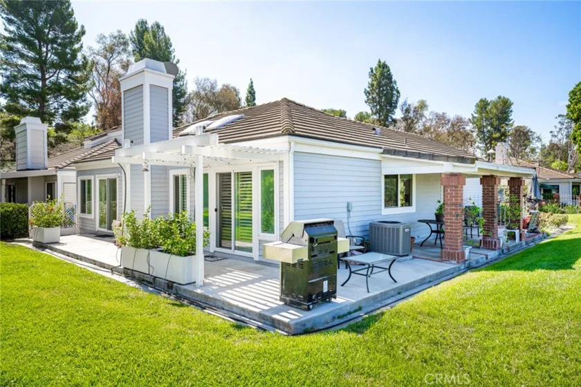 28149 Manchuca photo 4
