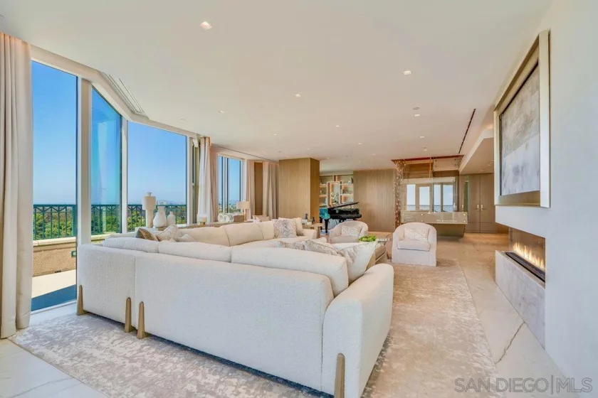 2500 6th Avenue #Penthouse 4 photo 5