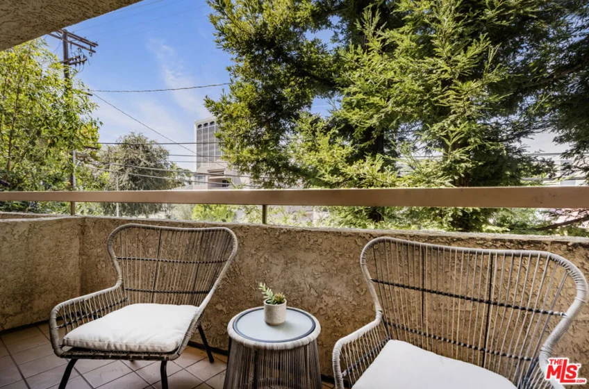 14630 Dickens Street #202 photo 31