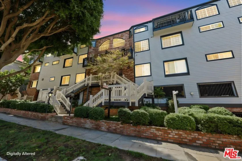 2677 Centinela Avenue #203 photo 26