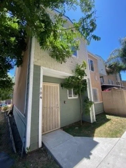 11134 S Vermont #104 photo 1