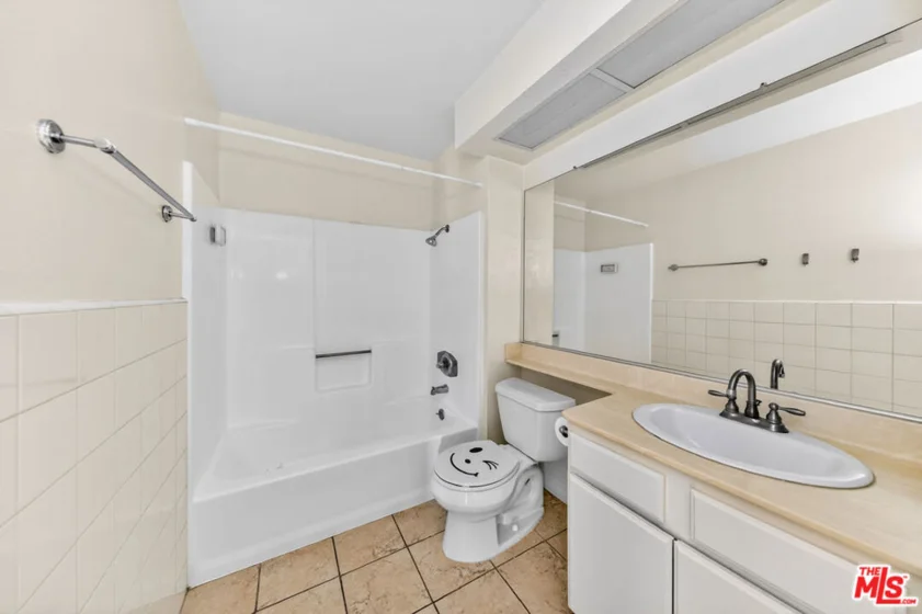 1118 Valencia Street #310 photo 14