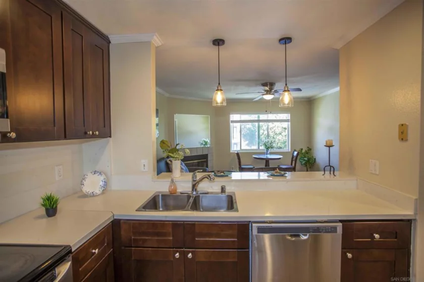 7545 Charmant #1516 photo 38