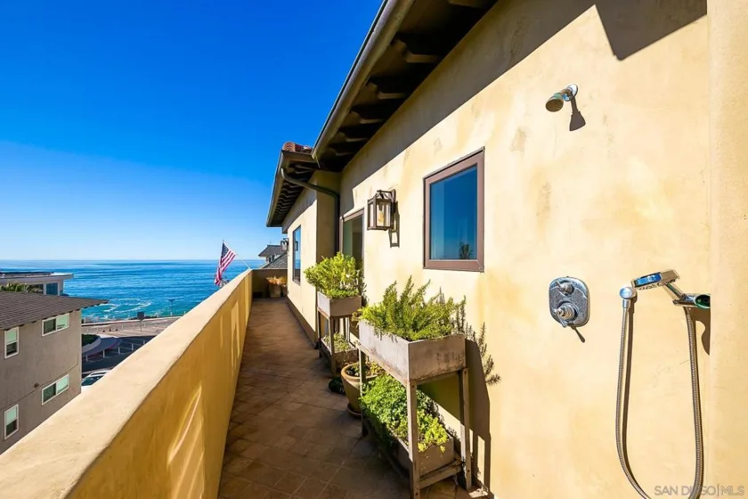 231 Bonair Street photo 27