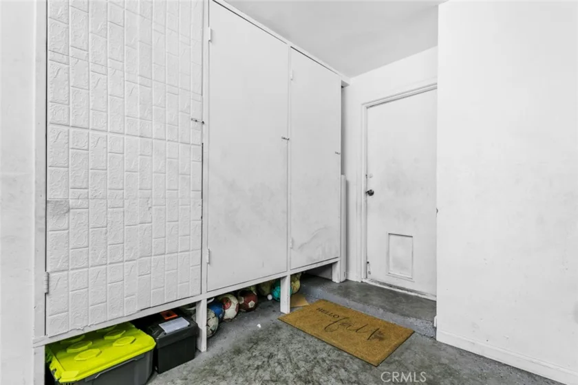8801 Cedros Avenue #7 photo 41