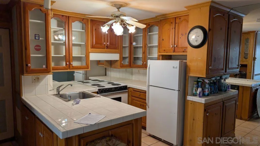 4600 Lamont #121 photo 2