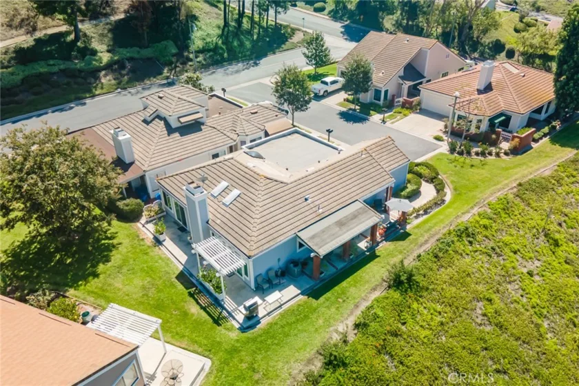 28149 Manchuca photo 6