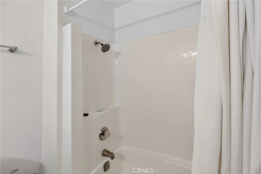 1627 Brea Boulevard photo 17