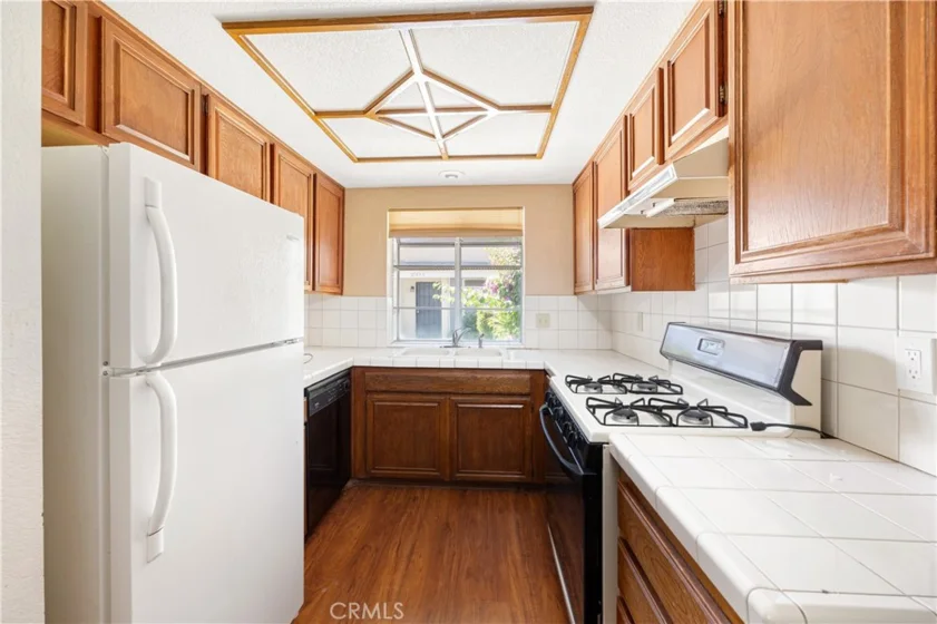 25879 Baylor photo 9