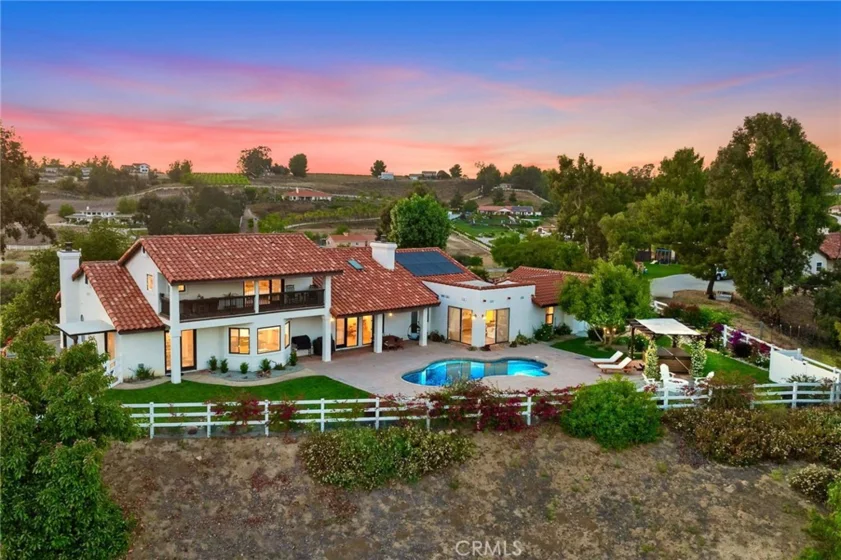 33565 Pauba Road photo 1