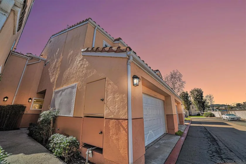 9029 Calle Del Verde photo 1