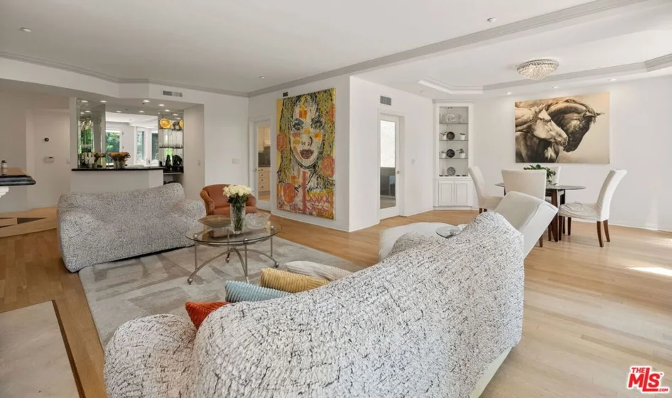 121 N Almont Drive #201 photo 13