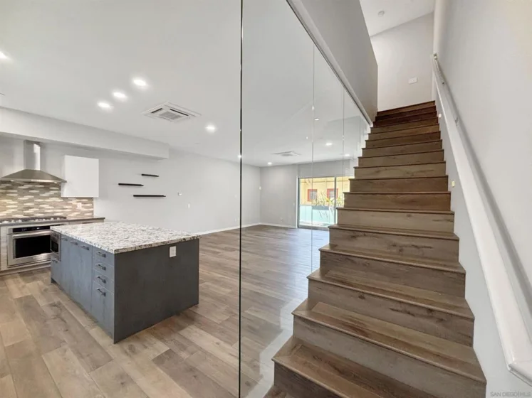 3533 3rd Avenue photo 8