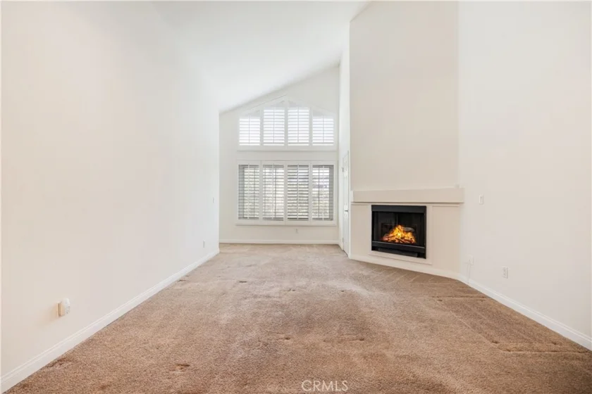 5530 Owensmouth Avenue #324 photo 4
