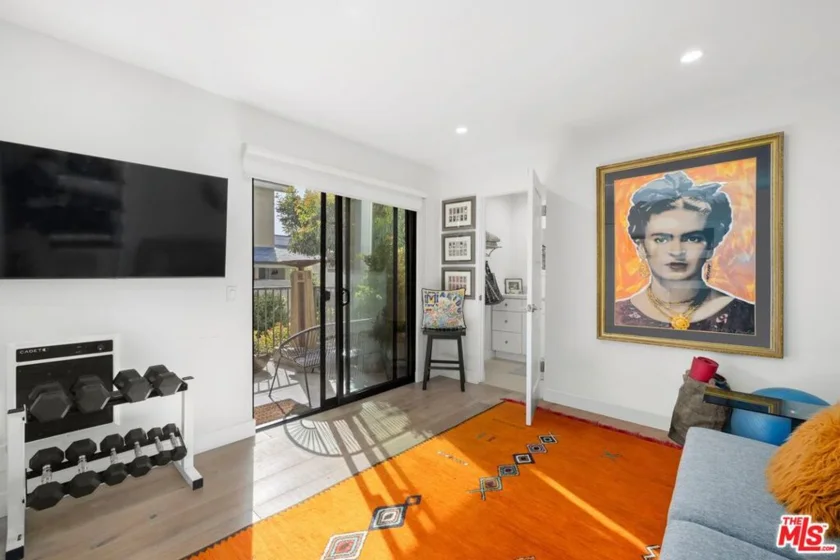 6795 Las Olas Way photo 12