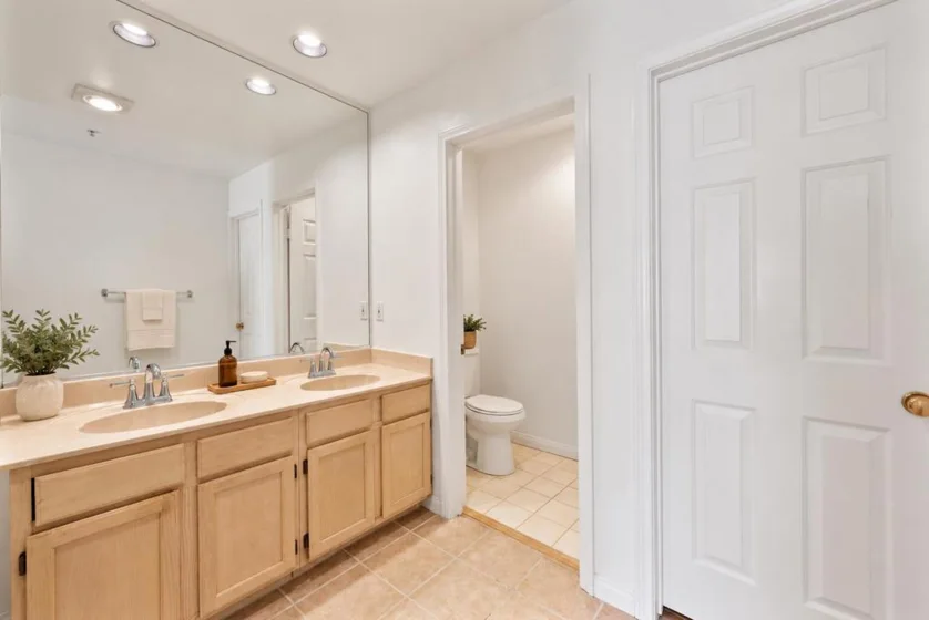 1131 Campbell #212 photo 25