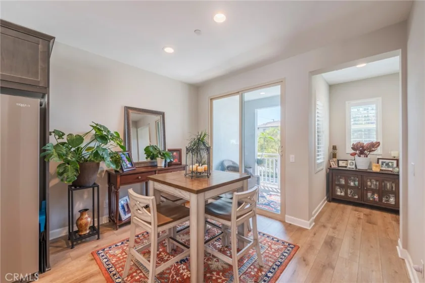 102 Lantana Drive photo 3