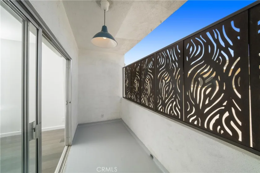 521 Montana Avenue #211 photo 19