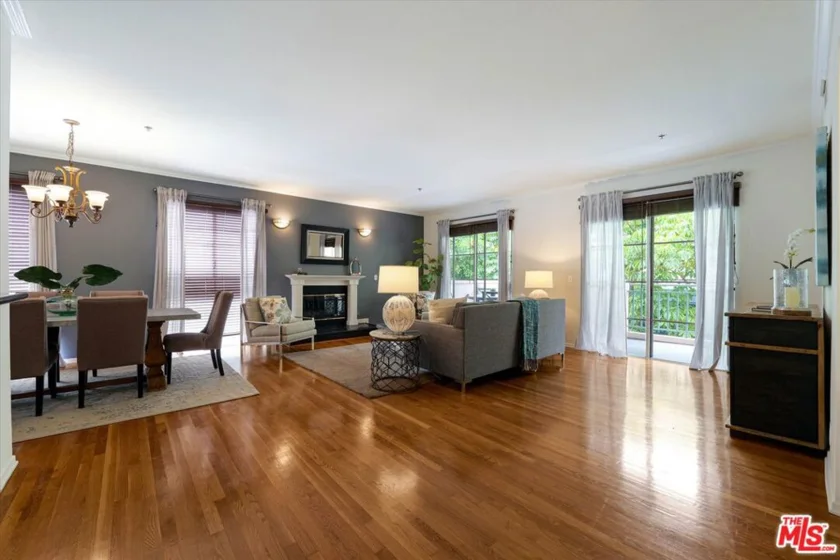 1401 S Bentley Avenue #202 photo 1