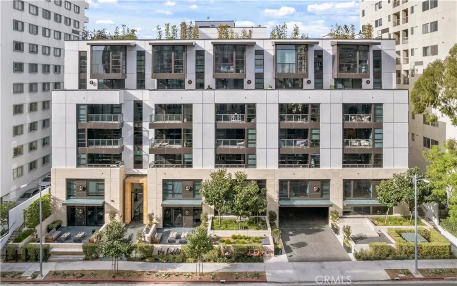 10777 Wilshire #310 photo 1