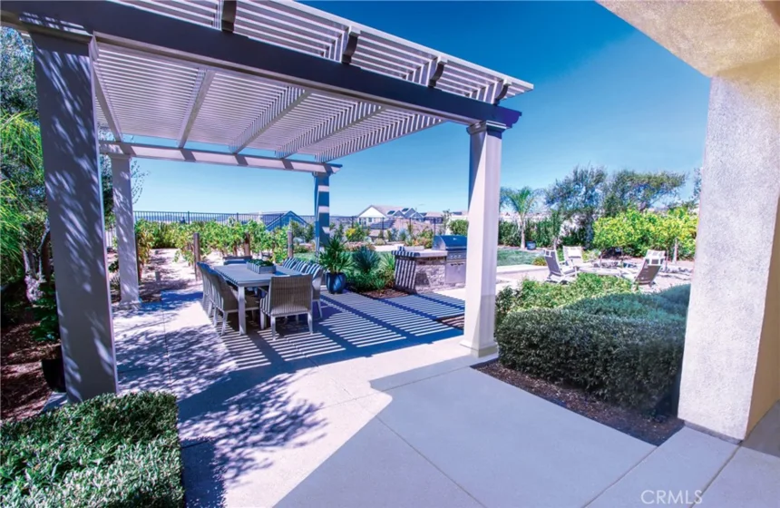 39789 Larkspur photo 17