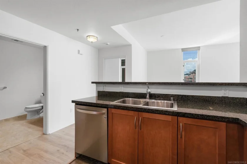 427 9th Avenue #806 photo 12