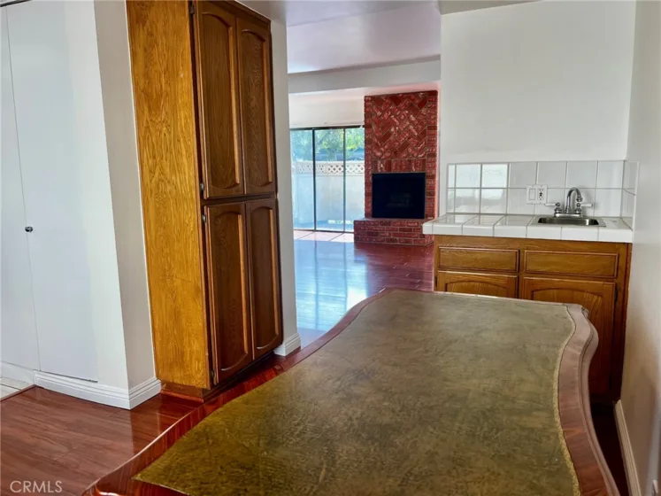 19451 Sherman Way #501 photo 8