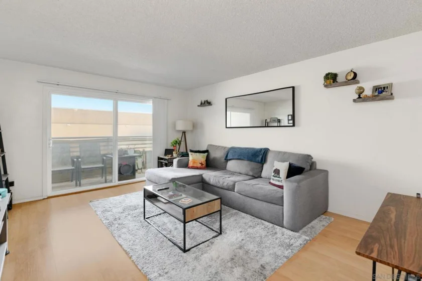 1645 Emerald #1o photo 6