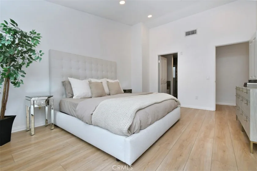 10918 Morrison Street #3 photo 19