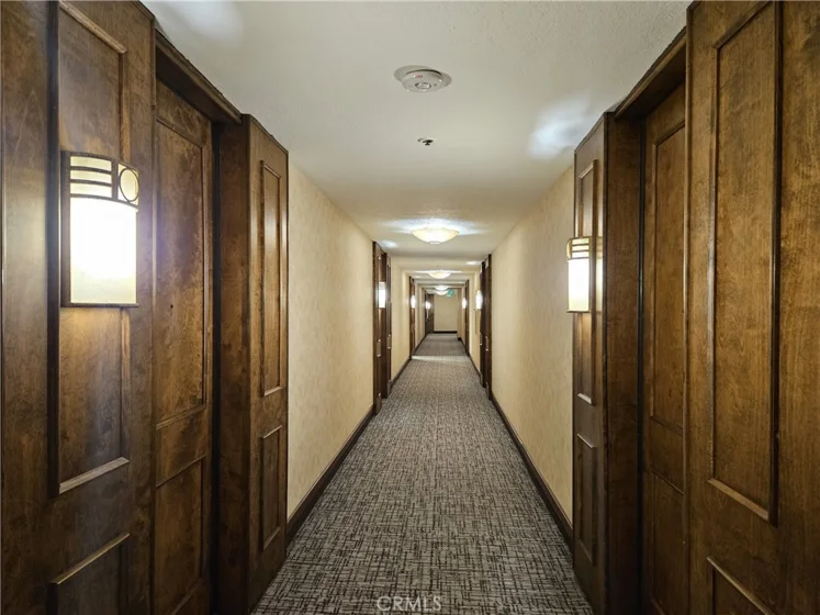 121 S Hope #428 photo 29