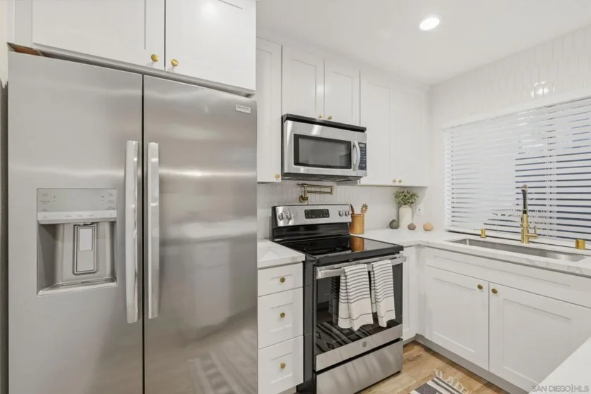 7954 Mission Center #B photo 28