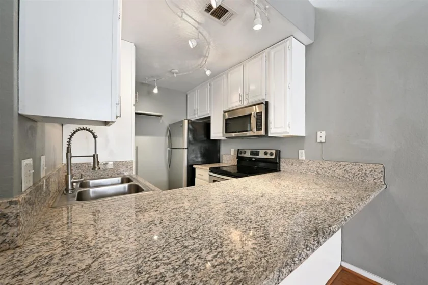 4576 Hawley #5 photo 8