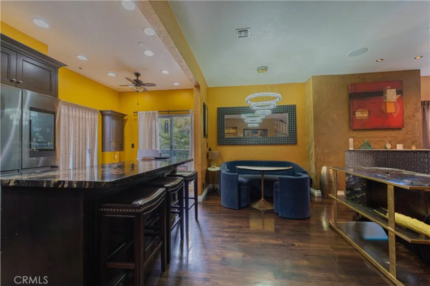 1416 N Vista photo 45