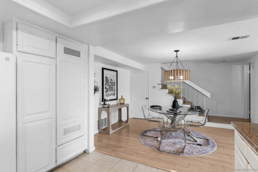 92 Montego Court photo 12