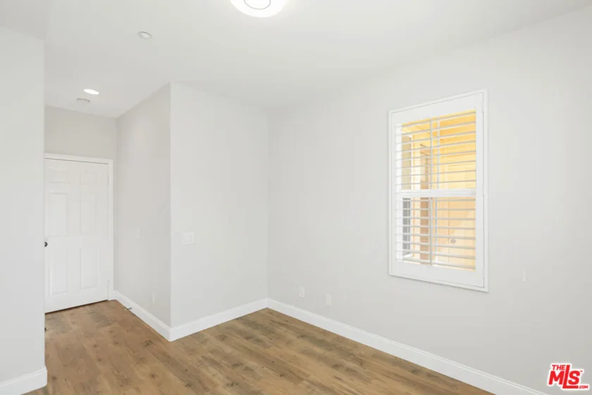10 Aryshire Lane photo 31