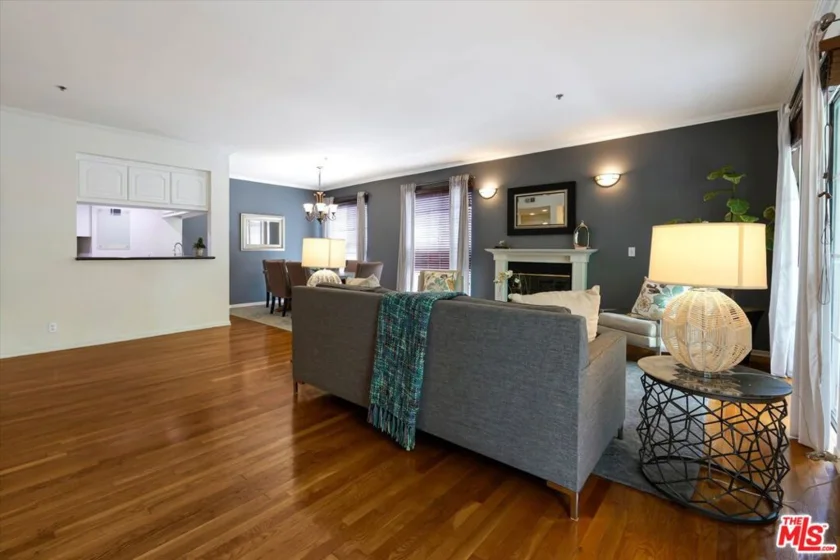 1401 S Bentley Avenue #202 photo 5