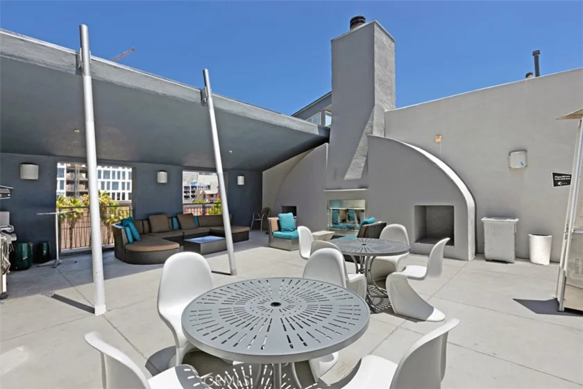 101 S Market Street #217 photo 14