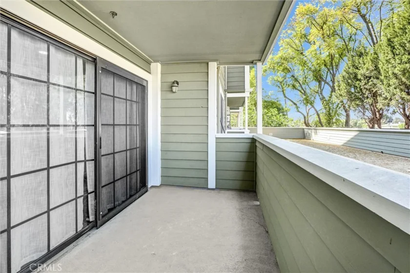 6545 Reseda Boulevard #6 photo 19