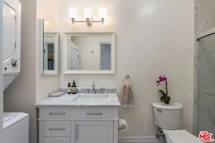 511 San Vicente Boulevard #306 photo 15