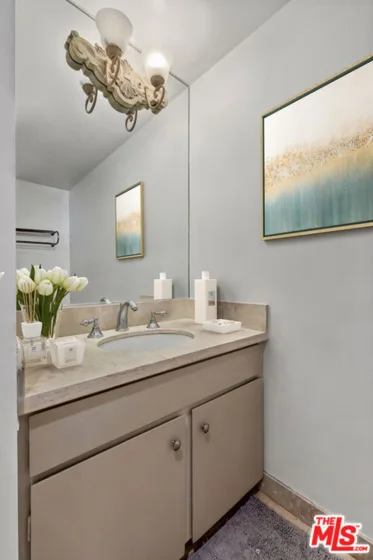 2170 Century Park East #1507 photo 7