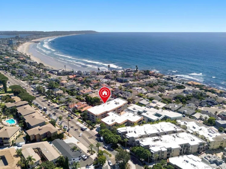 5366 La Jolla #305C photo 1