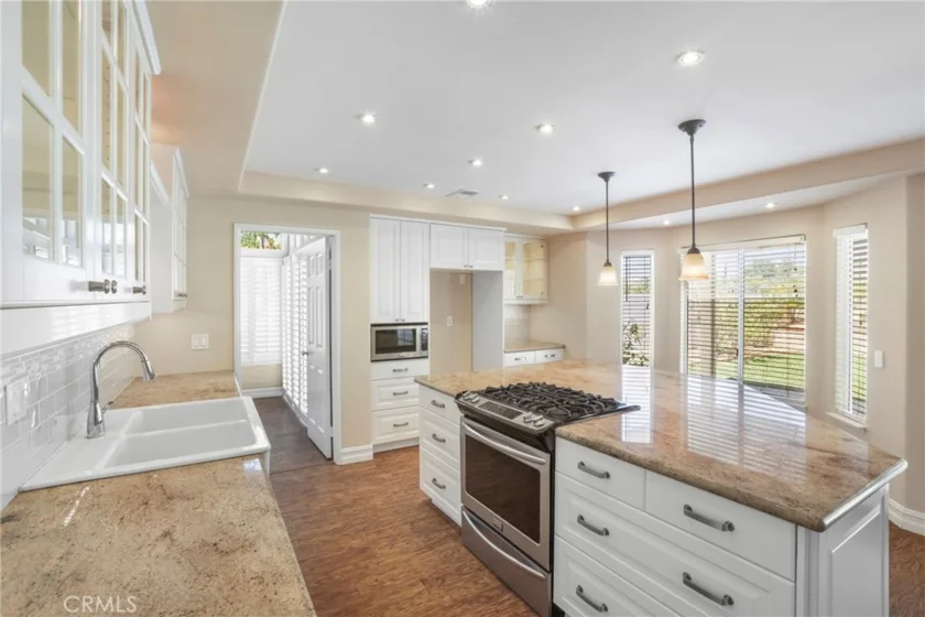 31752 Poole Court photo 4