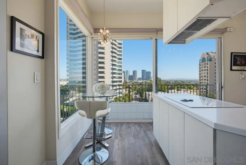 10501 Wilshire Boulevard #1005 photo 11