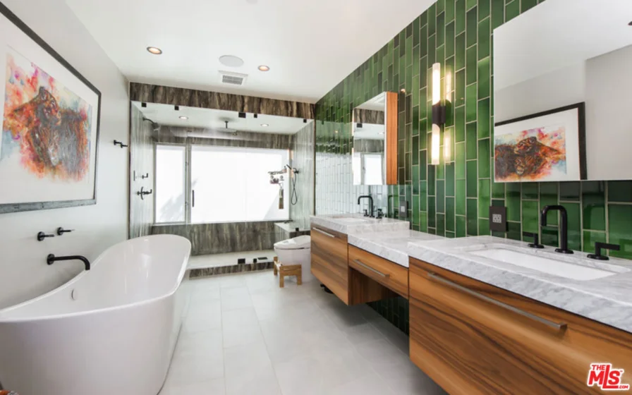 235 Ocean Park Boulevard #3 photo 1