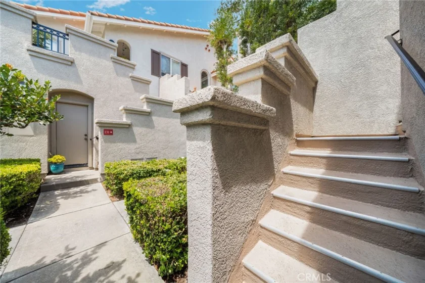 133 California Court photo 3