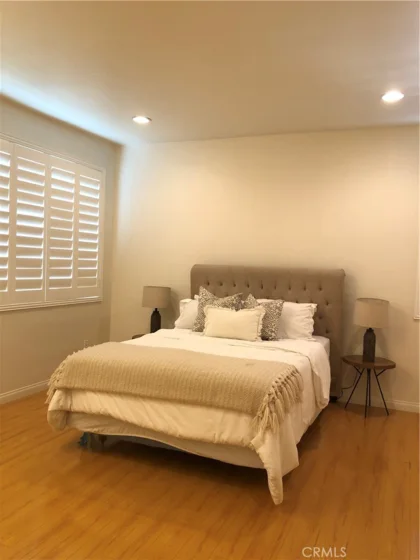 380 S Orange Grove Bl #8 photo 16