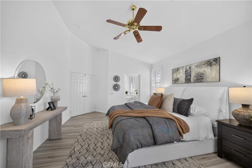 40221 Colony photo 9