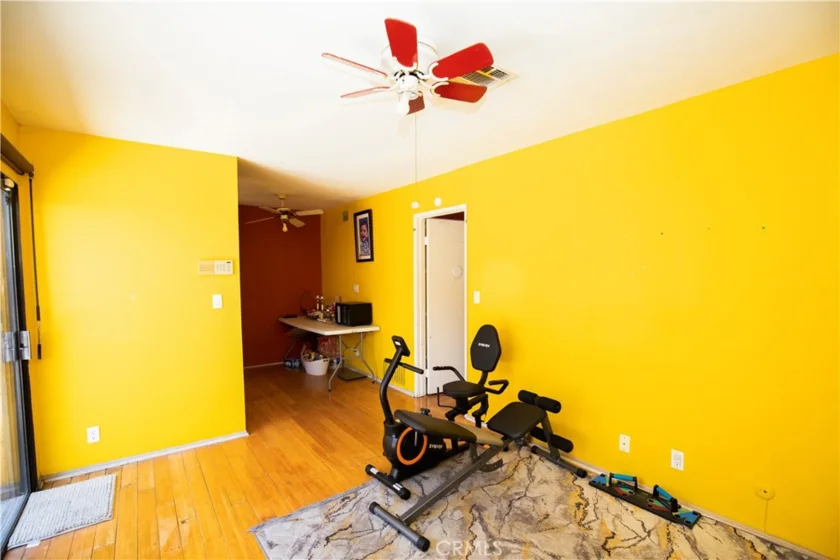 8430 Winnetka Avenue #20 photo 6