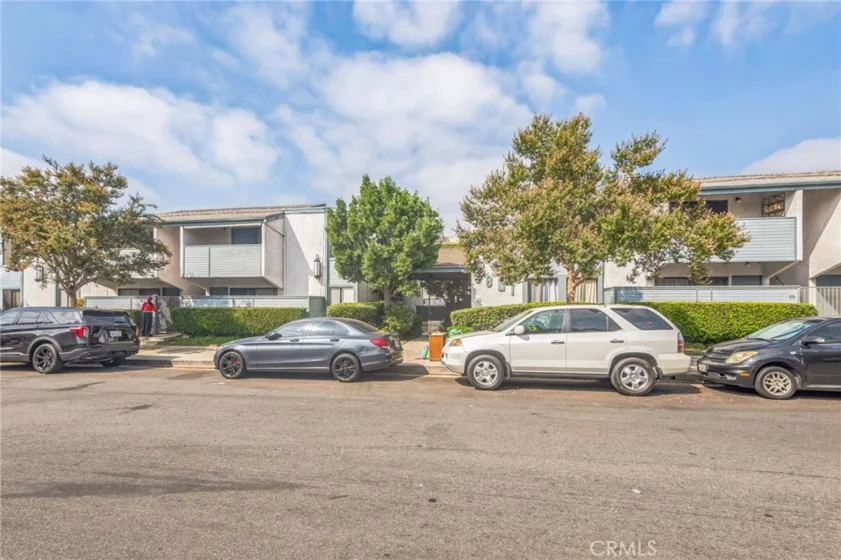 8801 Independence #19 photo 18